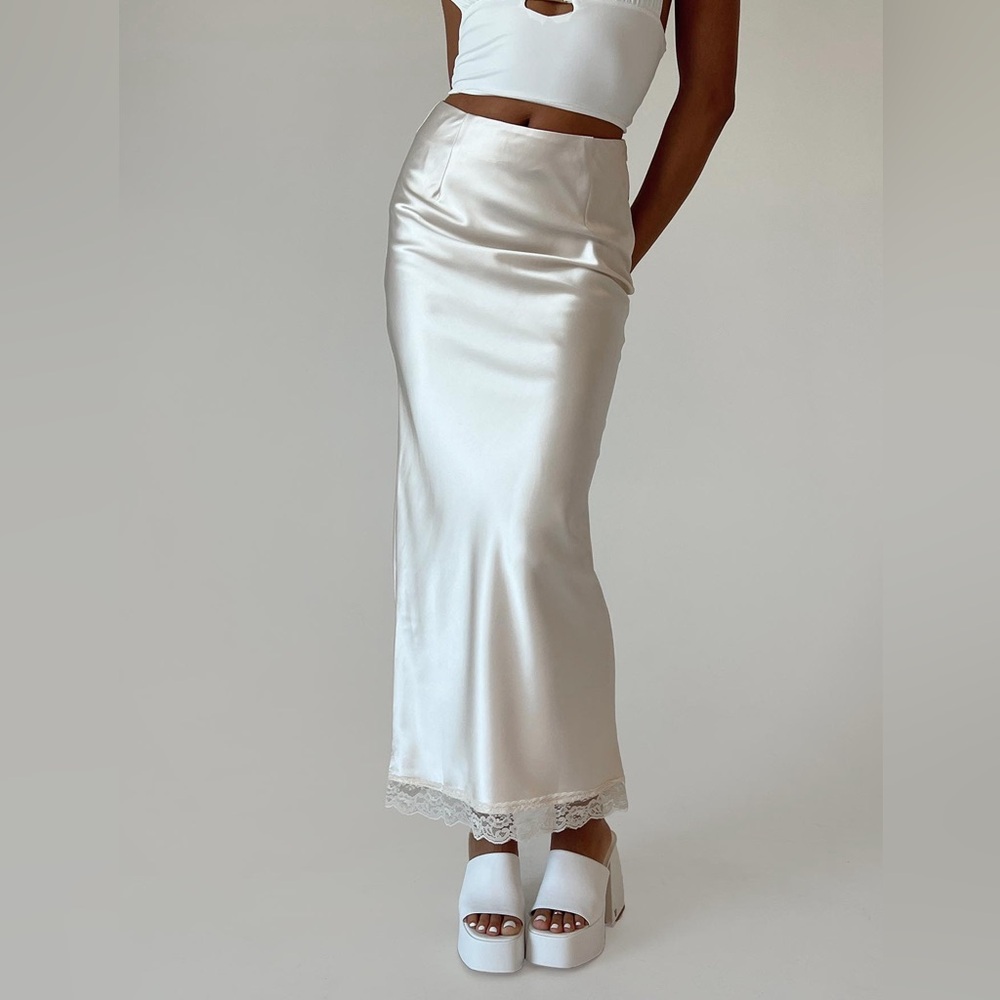 Princess Polly Satin Midi Skirt Size 0 - NEW WITH TAGS